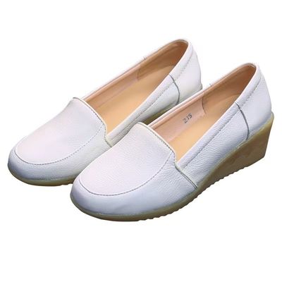 Plus Size White Wedge Heel Shoes Personalizado Confortável Hospital de trabalho de sapatos